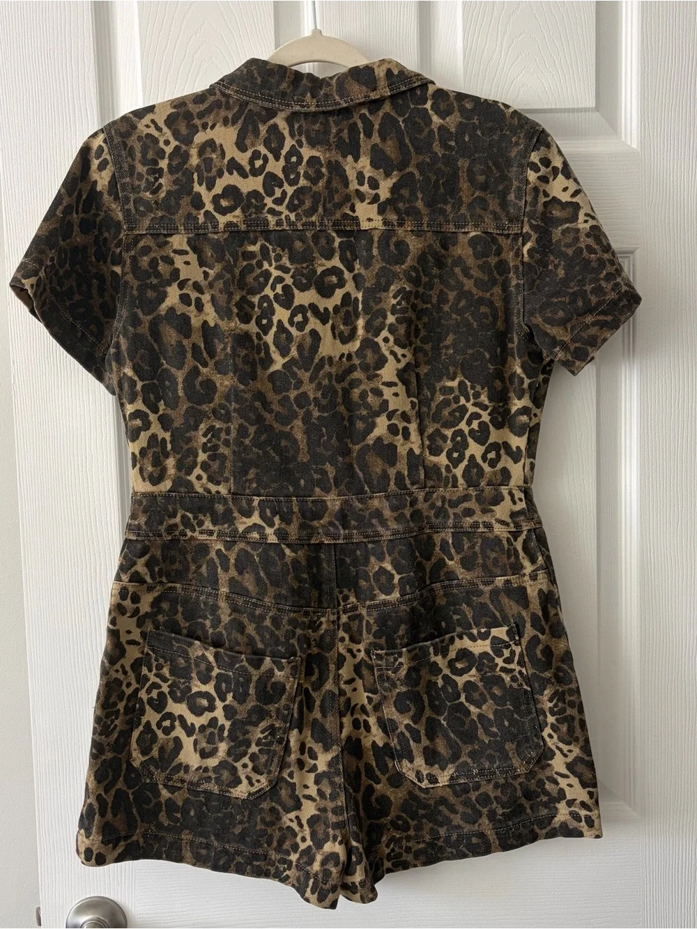 NWT Nasty Gal Brown and Black Leopard Zip Romper - Picture 2 of 3